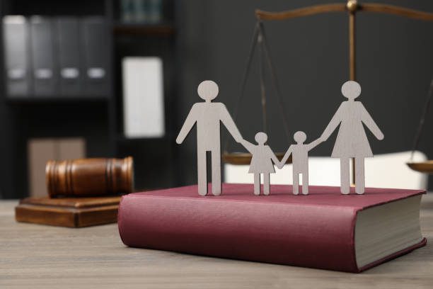 Father and mediator discussing parenting plan to mediate child custody cases in Brooklyn peacefully and effectively.